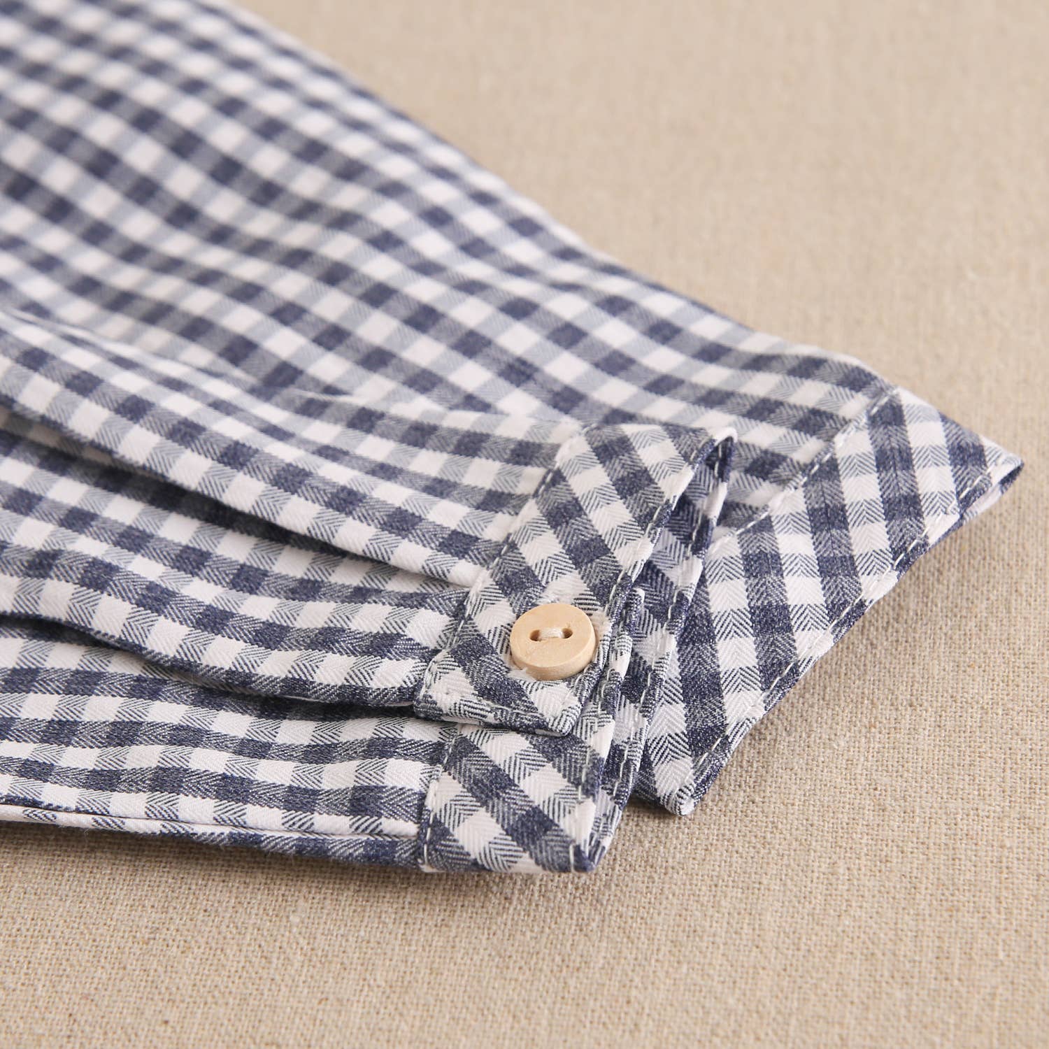 Chemise à manches longues à carreaux
