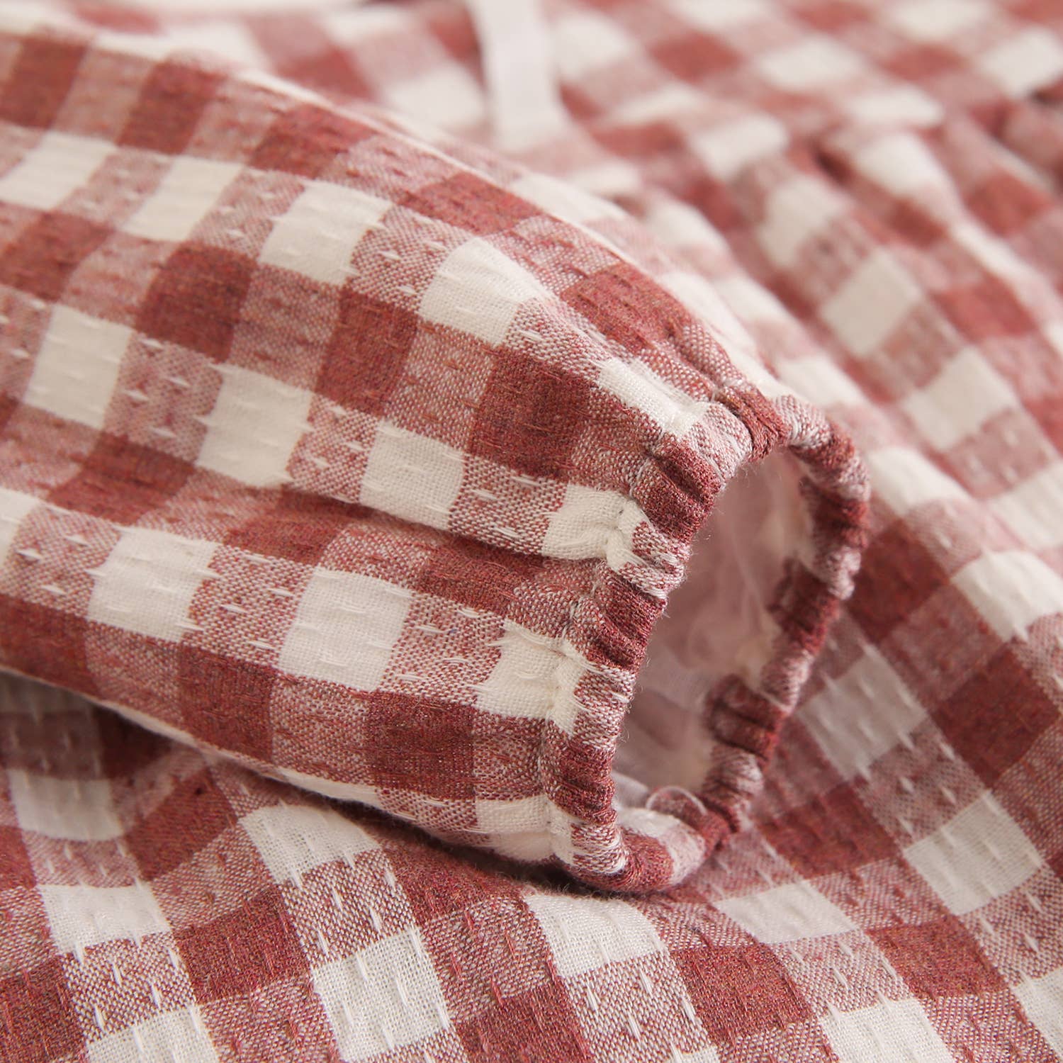 Robe à carreaux vichy roses avec col brodé